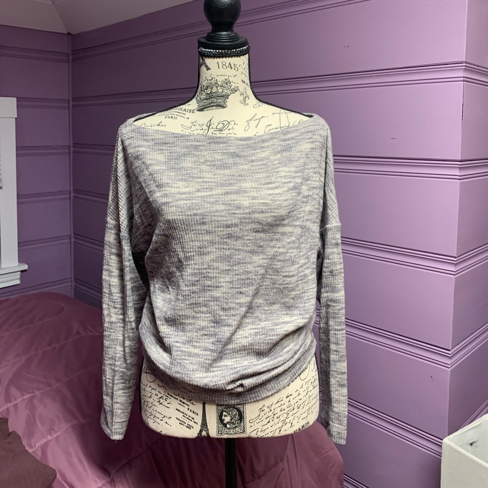 Express Women’s Loose Knit Gray scoop Neck Sweater